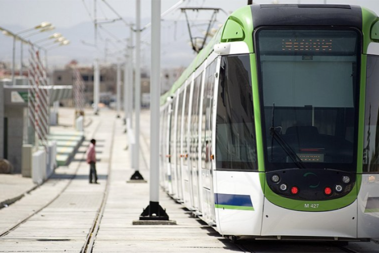 جولان المترو 1 على سكة واحدة بين ‘الوردية 6′ و’بن عروس’ بسبب الأشغال