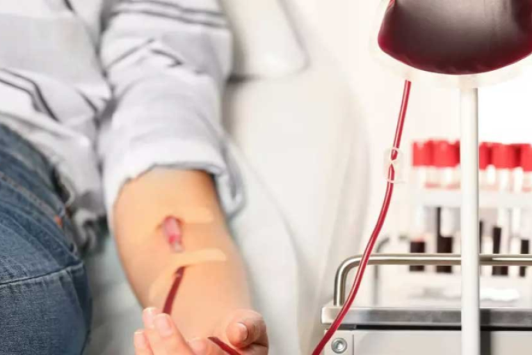 أعوان الحرس الوطني بقفصة ينظمون حملة للتّبرع بالدم