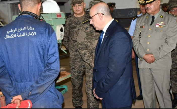 وزير الدفاع الوطني يزور الإدارة العامة للأشغال