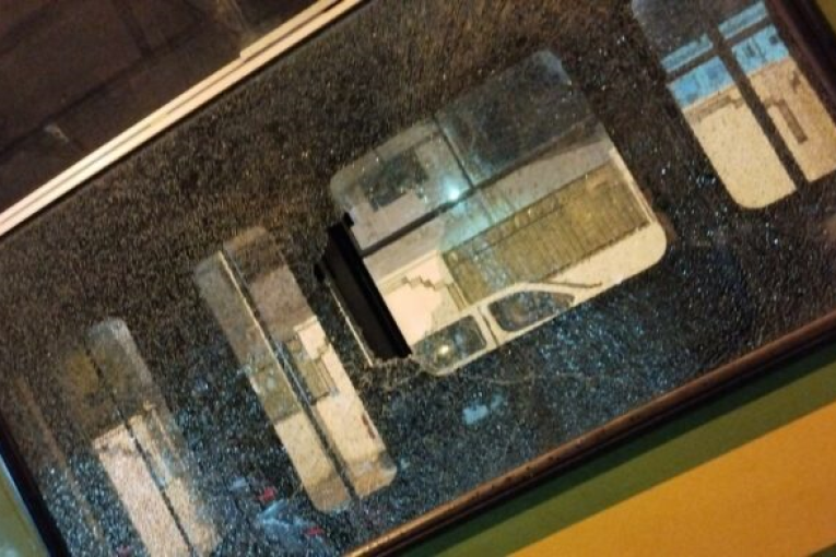 إيقاف المعتدين في حادثة تخريب عربتي المترو رقم 5