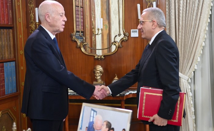 رئيس الجمهورية يتعهد بـ’حرب تحرير’ ضدّ الفساد في قطاع الصحة