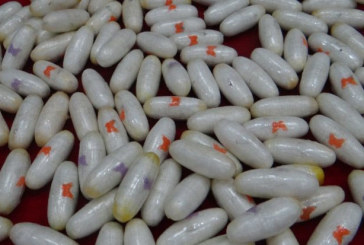 مطار تونس قرطاج: إيقاف أجانب في بطونهم 627 كبسولة كوكايين