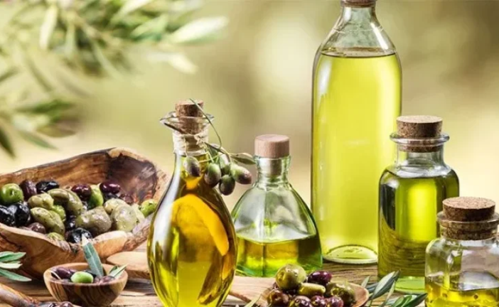 الأردن يوقّع عقودا لتوريد 3000 طن من زيت الزيتون التونسي