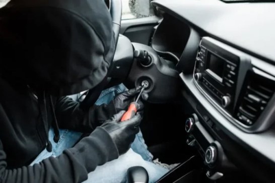 الزهروني: القبض على مشتبه به في ارتكاب سلسلة سرقات تستهدف السيارات