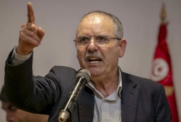 نور الدين الطبوبي يتراجع عن الاستقالة