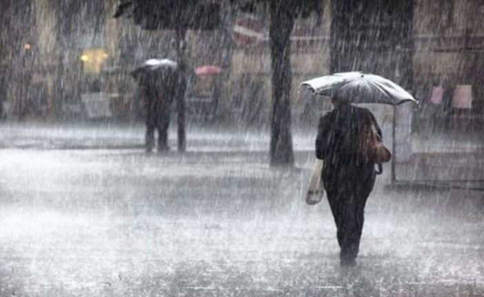 اليوم: أمطار غزيرة ورياح وإسناد اللون البرتقالي لـ3 ولايات