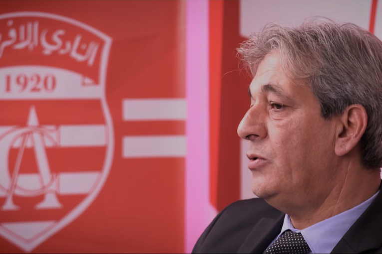 هشام المناعي: رفع العقوبات على النادي الإفريقي وتراجع كبير في الديون