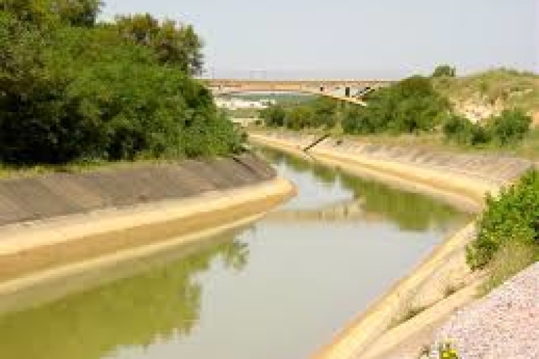 انتشال جثة شاب من قنال مجردة بالمحمدية