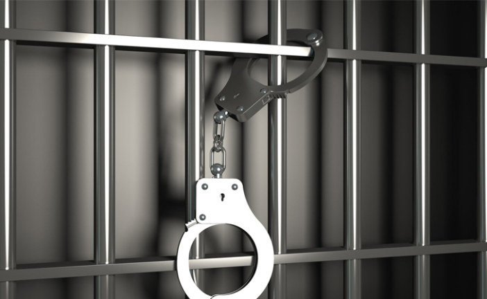 في علاقة بفرار سجين… إيداع 9 أشخاص السجن من بينهم موظّفون عموميون