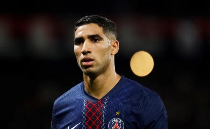 أشرف حكيمي يمثل أمام المحكمة بتهمة الاغتصاب