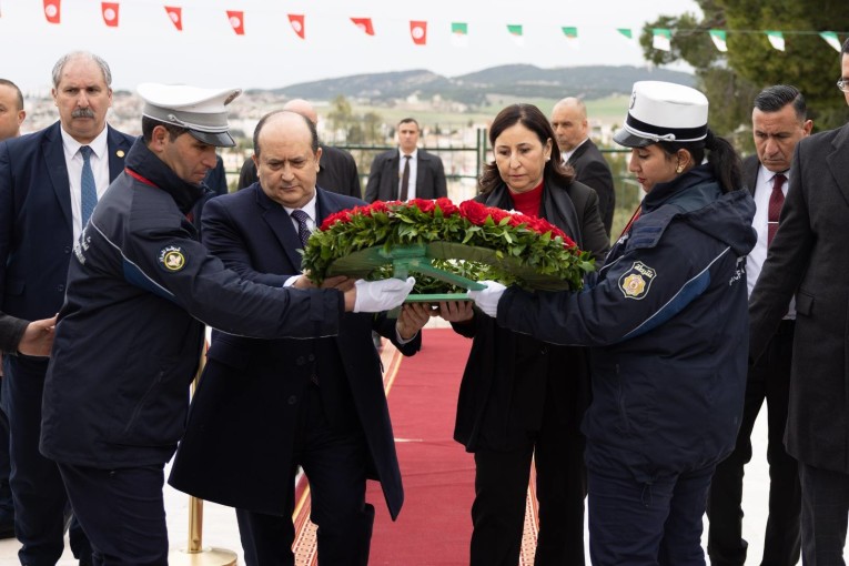 إحياء ذكرى أحداث ساقية سيدي يوسف بحضور رئيسة الحكومة ونظيرها الجزائري