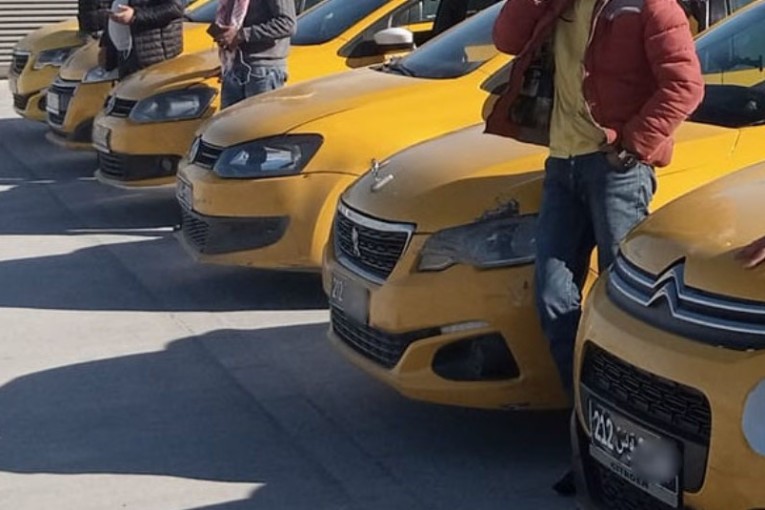 دعوة لتكثيف الحملات الامنية على خلفية الاستيلاء على سيارة تاكسي