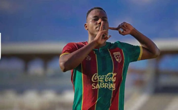 الملعب التونسي ممنوع من الانتداب لثلاث فترات