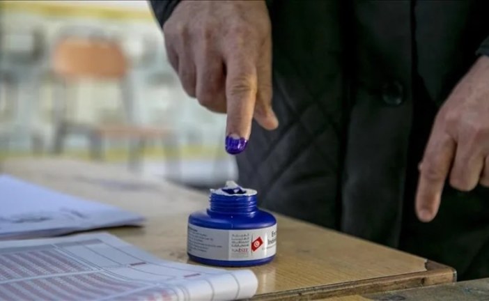 رئيس هيئة الانتخابات يعلن إلغاء الحبر الانتخابي