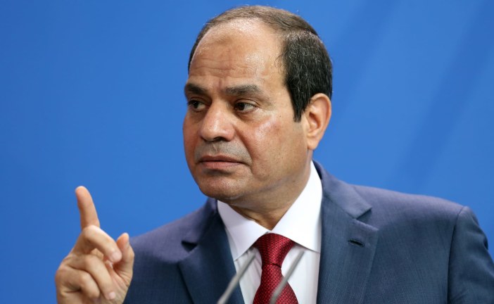 السيسي يطالب إسرائيل بوقف توسعها في غزة