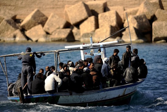قربة: إحباط عمليتَيْ هجرة غير نظامية وإيقاف 66 شخصًا بينهم نساء وأطفال