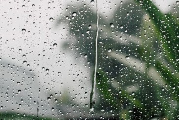 سحب رعدية وأمطار غزيرة بعد الظهر