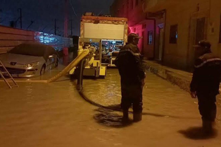 وحدات الحماية المدنية تقوم بـ258 تدخلا لمجابهة آثار الأمطار